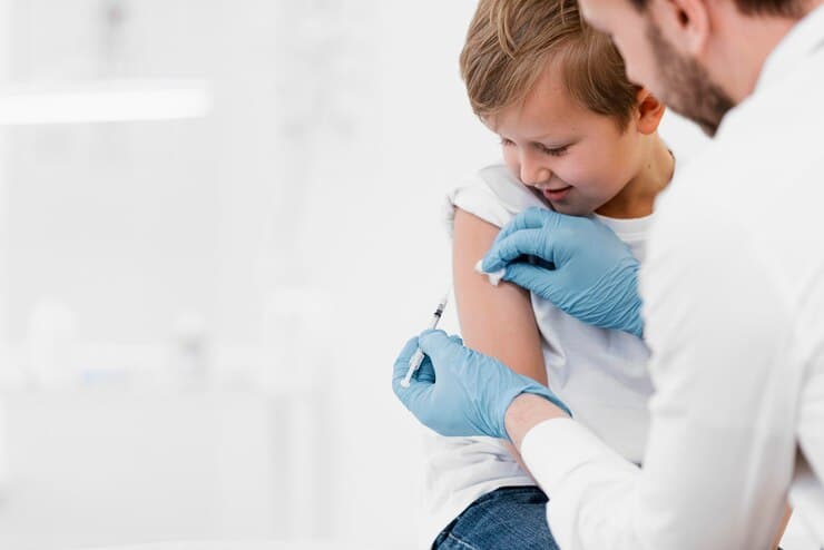 vaccinarea-la-copii-ce-trebuie-sa-stii